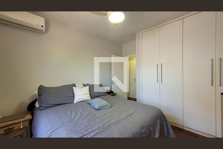 Casa de condomínio à venda com 600m², 7 quartos e 8 vagasSuíte 1