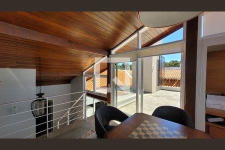 Casa de condomínio à venda com 600m², 7 quartos e 8 vagasSala de Jogos