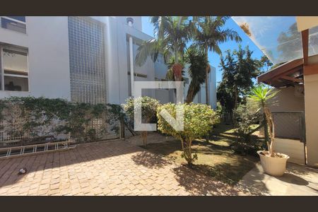Casa de condomínio à venda com 600m², 7 quartos e 8 vagasÁrea externa