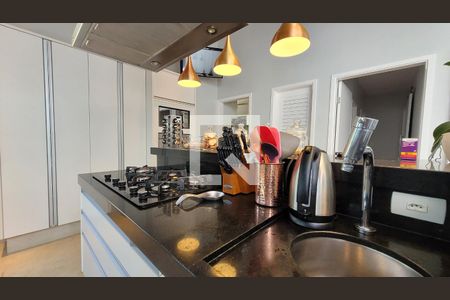 Casa de condomínio à venda com 600m², 7 quartos e 8 vagasCozinha