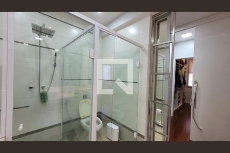 Casa de condomínio à venda com 600m², 7 quartos e 8 vagasBanheiro da Suíte 2 master 