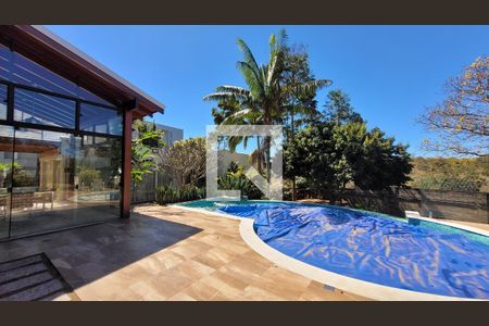 Casa de condomínio à venda com 600m², 7 quartos e 8 vagasPiscina