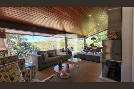 Casa de condomínio à venda com 600m², 7 quartos e 8 vagasSala 2