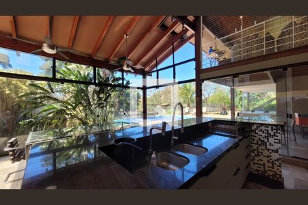 Casa de condomínio à venda com 600m², 7 quartos e 8 vagasÁrea gourmet