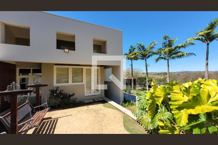 Casa de condomínio à venda com 600m², 7 quartos e 8 vagasFachada