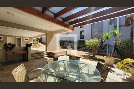 Casa de condomínio à venda com 600m², 7 quartos e 8 vagasÁrea externa