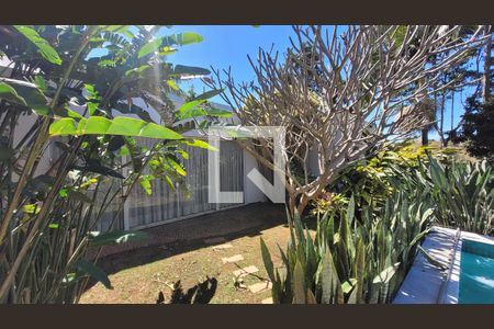 Casa de condomínio à venda com 600m², 7 quartos e 8 vagasÁrea externa