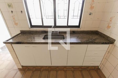 Casa à venda com 783m², 2 quartos e 1 vagaCozinha