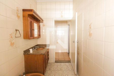 Casa à venda com 783m², 2 quartos e 1 vagaBanheiro