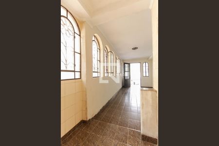 Casa à venda com 783m², 2 quartos e 1 vagaÁrea de Serviço