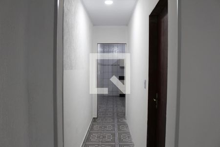 Corredor de casa para alugar com 1 quarto, 50m² em Jardim Vila Carrão, São Paulo