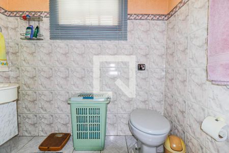 Casa à venda com 115m², 2 quartos e 2 vagas Casa à venda com 115m², 2 quartos e 2 vagasBanheiro