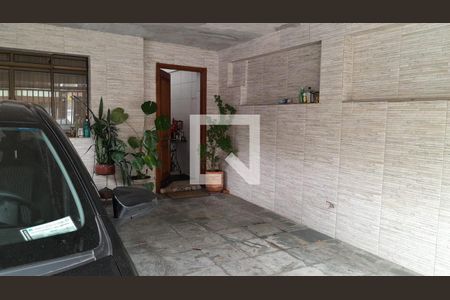 Casa à venda com 157m², 4 quartos e 2 vagas