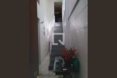 Casa à venda com 157m², 4 quartos e 2 vagas