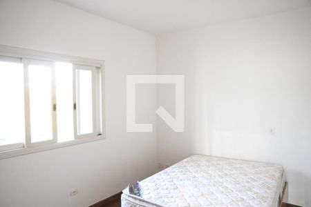 Casa de condomínio para alugar com 449m², 4 quartos e 2 vagasQuarto