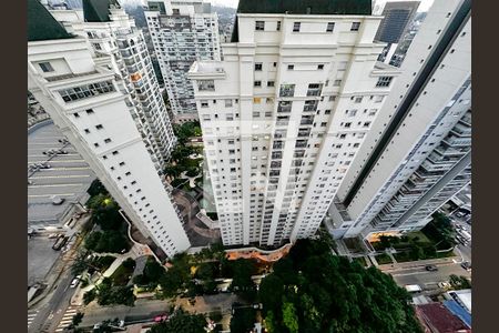 Apartamento à venda com 55m², 1 quarto e 1 vagaVista