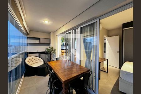 Apartamento à venda com 55m², 1 quarto e 1 vagaSacada