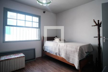 Quarto de casa para alugar com 2 quartos, 130m² em Cangaíba, São Paulo