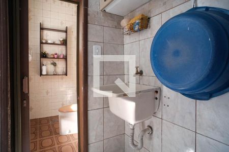 Casa para alugar com 130m², 2 quartos e 1 vaga Casa para alugar com 130m², 2 quartos e 1 vagaÁrea de Serviço