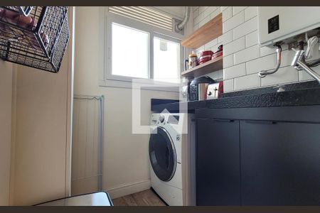 Apartamento à venda com 70m², 2 quartos e 1 vaga Apartamento à venda com 70m², 2 quartos e 1 vagaLavanderia