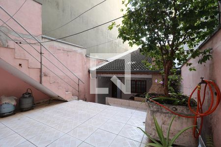 Casa à venda com 430m², 3 quartos e 6 vagasQuintal