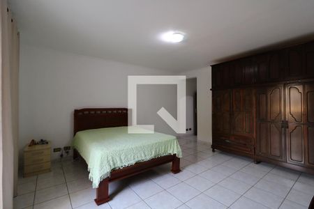 Casa à venda com 430m², 3 quartos e 6 vagasSuíte