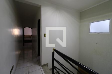 Casa à venda com 430m², 3 quartos e 6 vagasCorredor Piso Superior