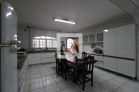 Casa à venda com 430m², 3 quartos e 6 vagasCozinha