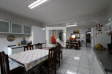 Casa à venda com 430m², 3 quartos e 6 vagasCozinha