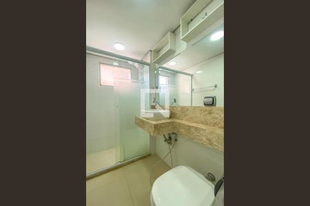 Apartamento para alugar com 68m², 2 quartos e 1 vaga Apartamento para alugar com 68m², 2 quartos e 1 vagaBanheiro