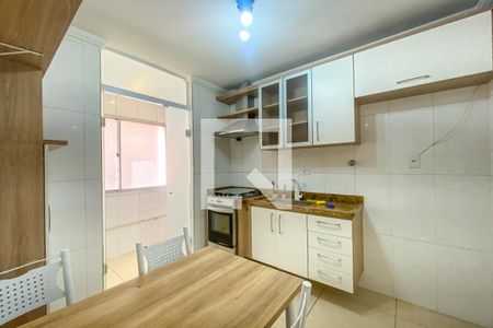 Apartamento para alugar com 68m², 2 quartos e 1 vaga Apartamento para alugar com 68m², 2 quartos e 1 vagaCozinha