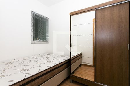 Quarto 1 de apartamento para alugar com 2 quartos, 50m² em Vila Antonina, São Paulo
