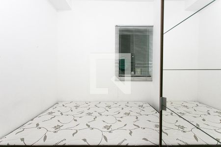 Quarto 1 de apartamento para alugar com 2 quartos, 50m² em Vila Antonina, São Paulo