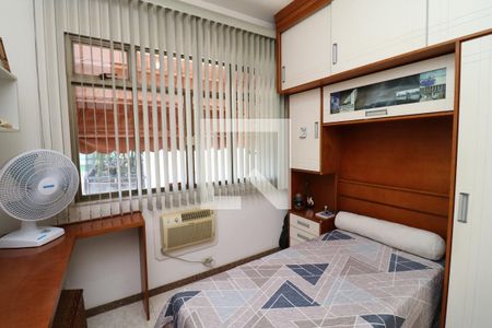 Apartamento à venda com 152m², 4 quartos e 2 vagasQuarto 2