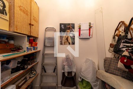 Apartamento para alugar com 75m², 2 quartos e sem vagaQuarto de Serviço