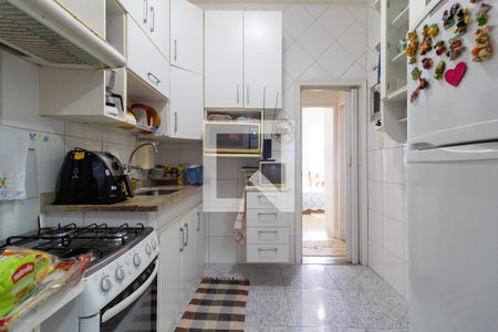 Apartamento para alugar com 75m², 2 quartos e sem vagaCozinha