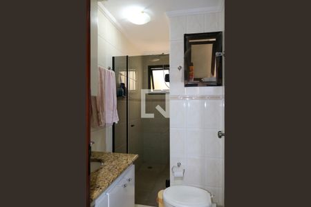 Apartamento à venda com 71m², 2 quartos e 2 vagasBanheiro da Suíte