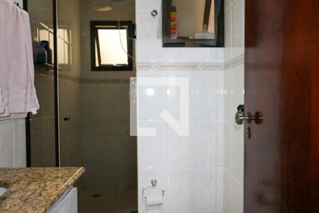 Apartamento à venda com 71m², 2 quartos e 2 vagasBanheiro da Suíte