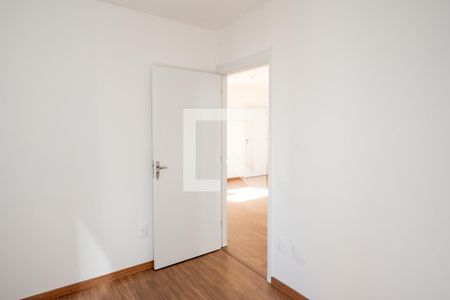 Quarto 2 de apartamento para alugar com 2 quartos, 42m² em Jardim Maria Estela, São Paulo