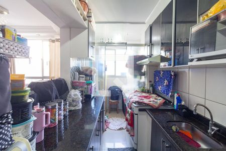 Cozinha de apartamento à venda com 2 quartos, 54m² em Jardim Roberto, Osasco