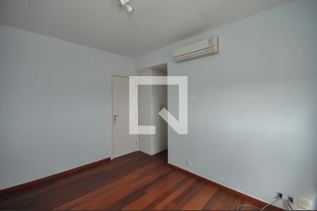 Apartamento à venda com 400m², 6 quartos e 5 vagasSuíte 1