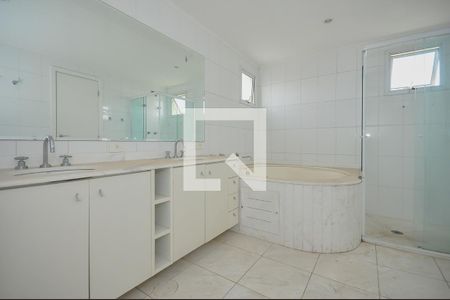 Apartamento à venda com 400m², 6 quartos e 5 vagasBanheiro Suíte 4