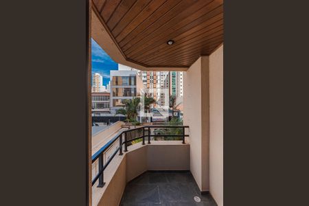 Sacada da Sala de apartamento para alugar com 1 quarto, 55m² em Centro , Campinas