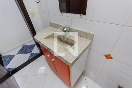 Casa para alugar com 253m², 4 quartos e 4 vagasLavabo