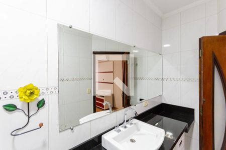 Casa para alugar com 253m², 4 quartos e 4 vagasBanheiro