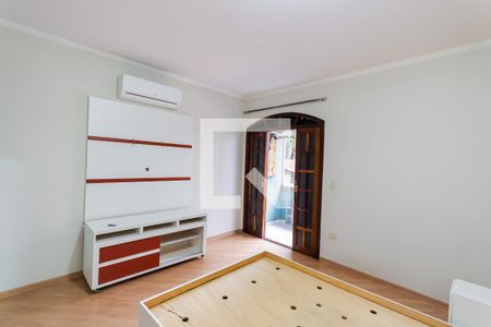 Casa para alugar com 253m², 4 quartos e 4 vagasQuarto