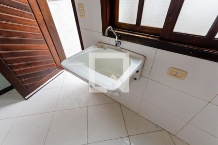 Casa para alugar com 253m², 4 quartos e 4 vagasÁrea de Serviço