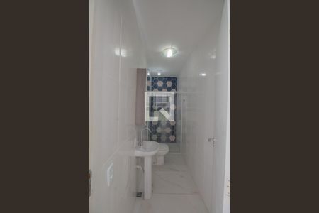 Casa para alugar com 70m², 2 quartos e sem vaga Casa para alugar com 70m², 2 quartos e sem vagaBanheiro