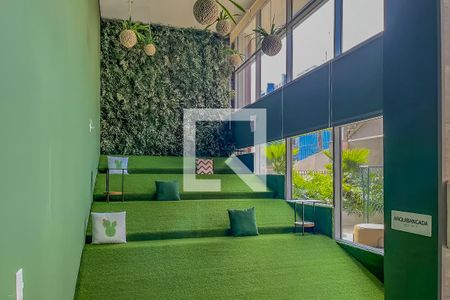 Studio para alugar com 20m², 1 quarto e sem vaga Studio para alugar com 20m², 1 quarto e sem vagaÁrea comum - Arquibancada