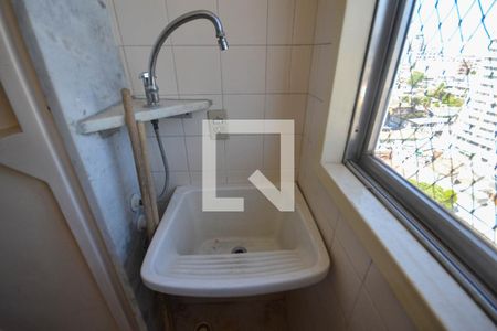 Apartamento para alugar com 54m², 2 quartos e 1 vaga Apartamento para alugar com 54m², 2 quartos e 1 vagaCozinha e Área de Serviço